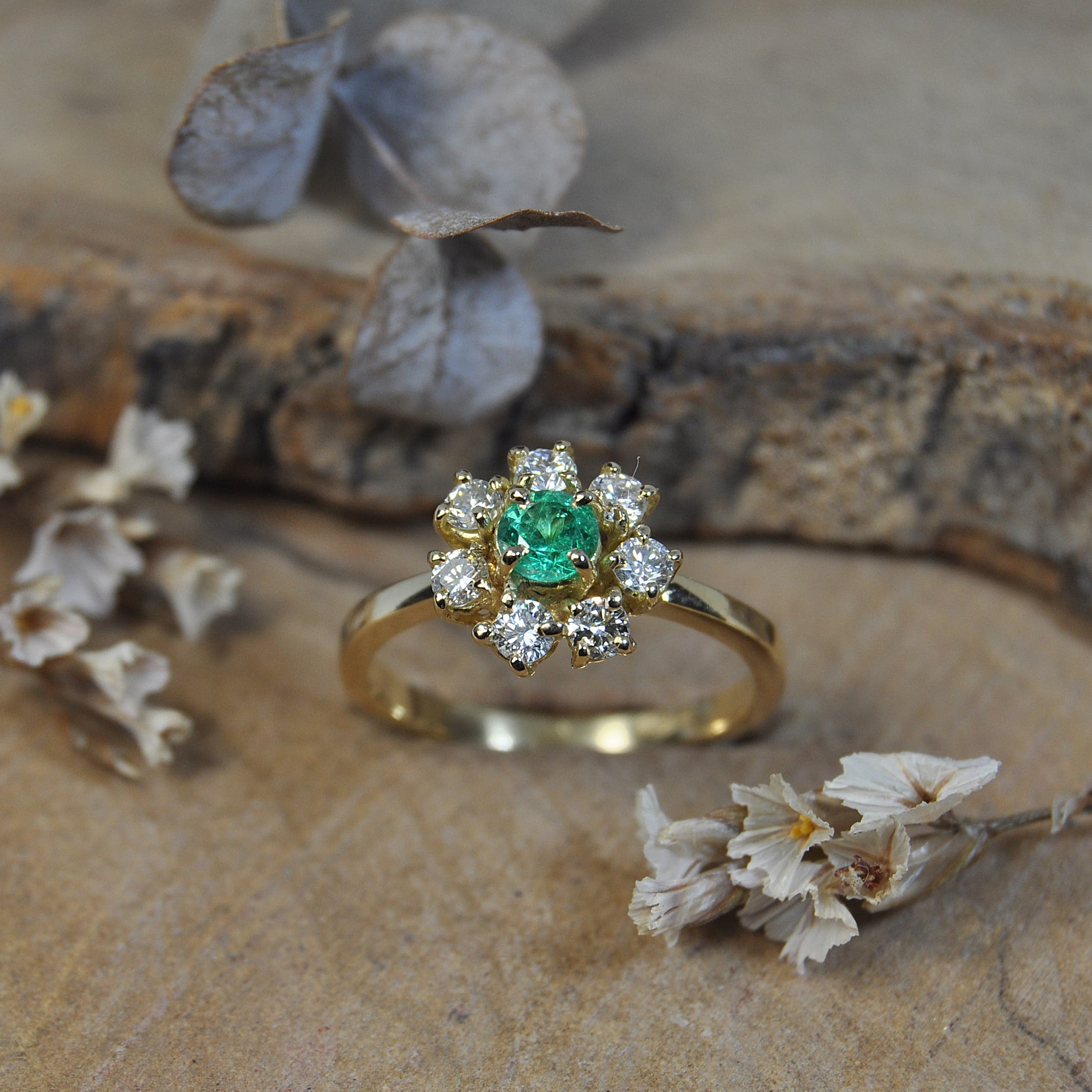 Anello Margherita Smeraldo