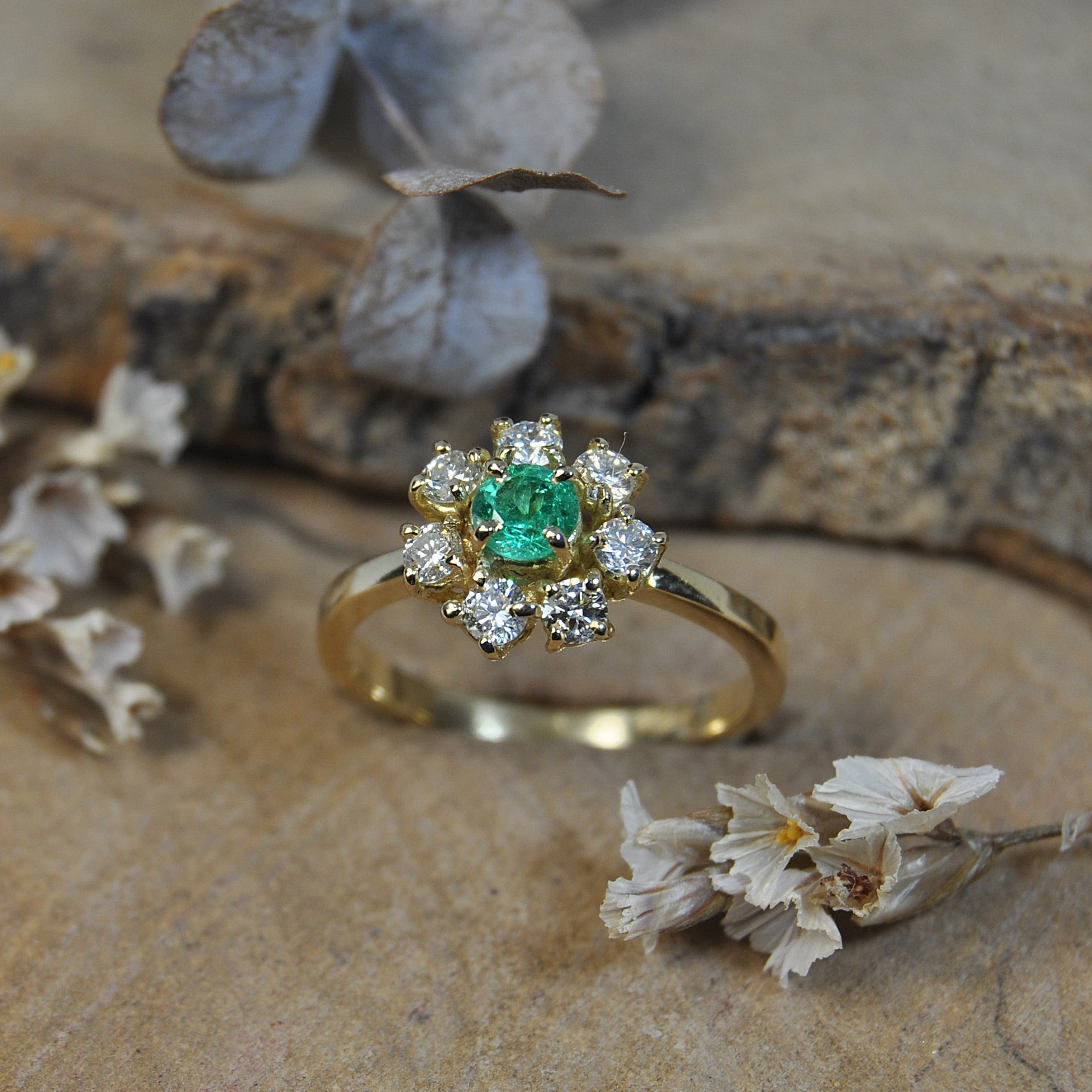 Anello Margherita Smeraldo