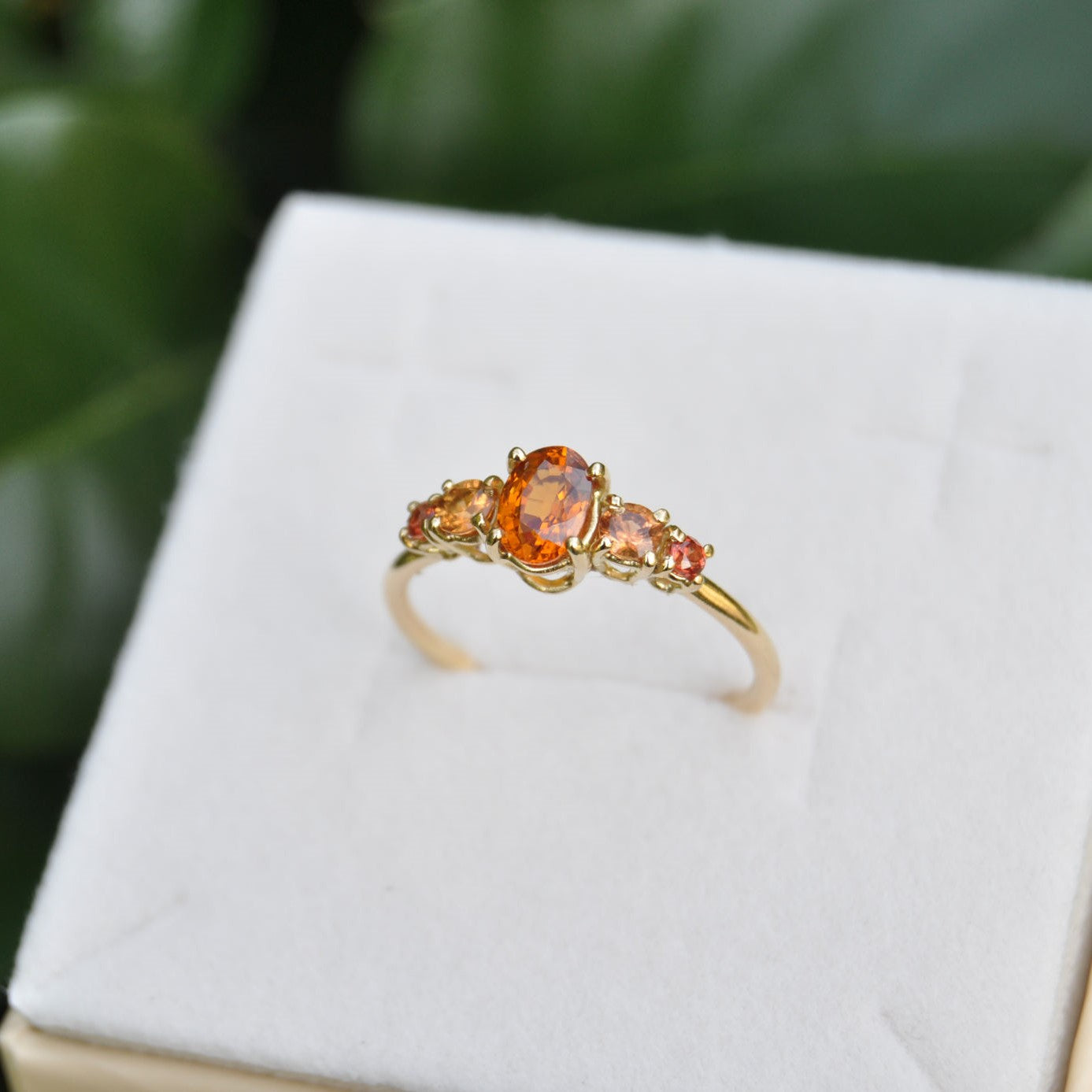 Mezza riviera Zaffiri Arancio, Oro